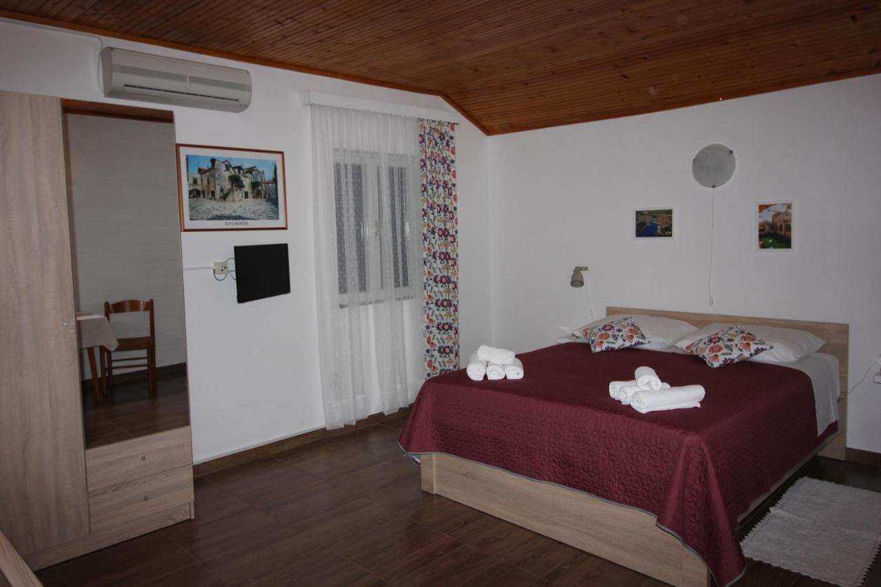 Pavicic-ivelja Apartman